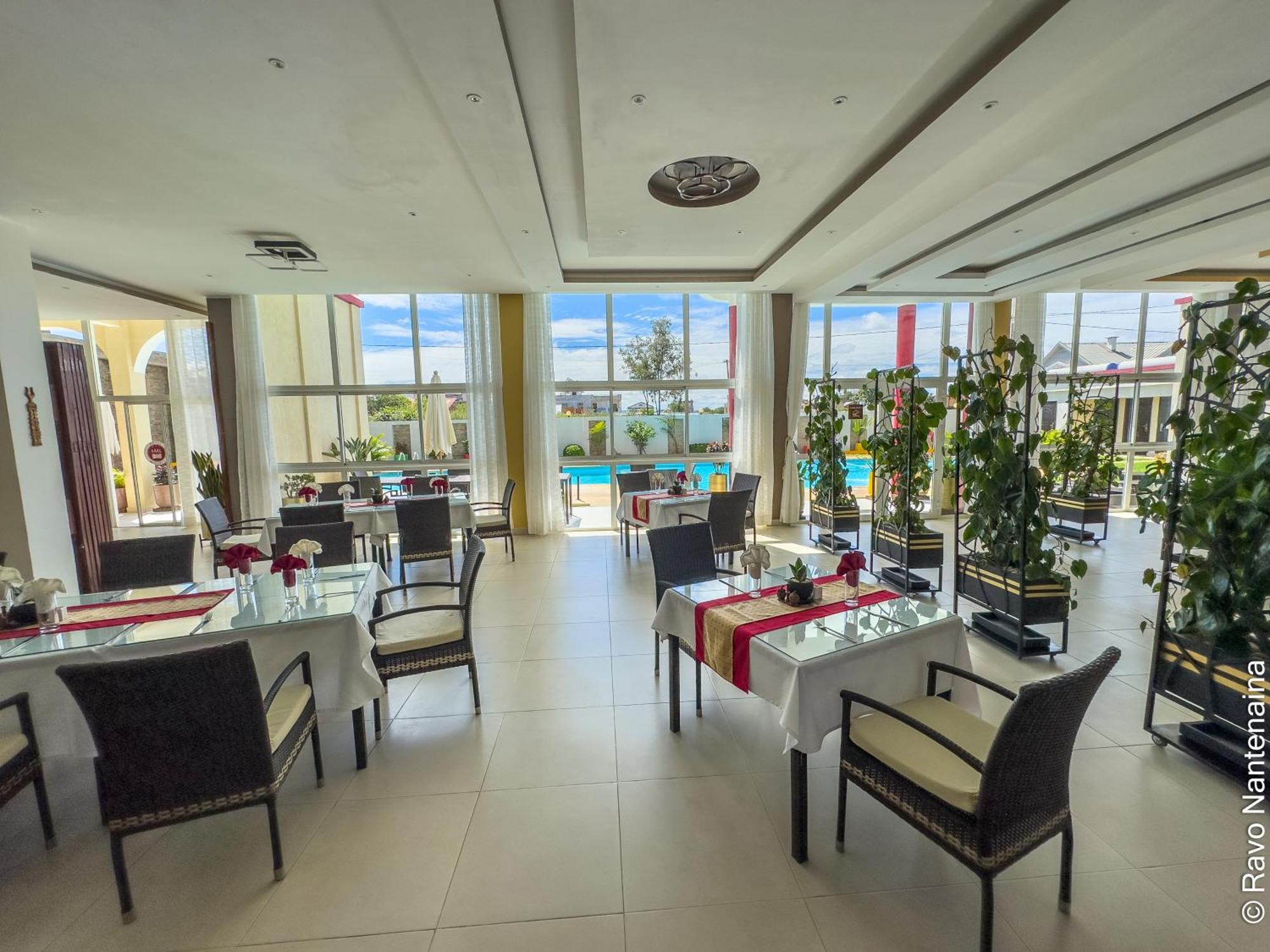 Menabe'L Hotel Antsirabe Eksteriør billede